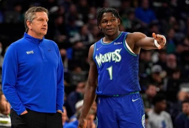 在足球比赛 在足球比赛