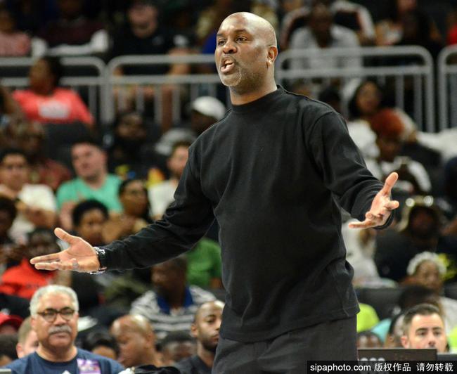 一个值得关 一个值得关