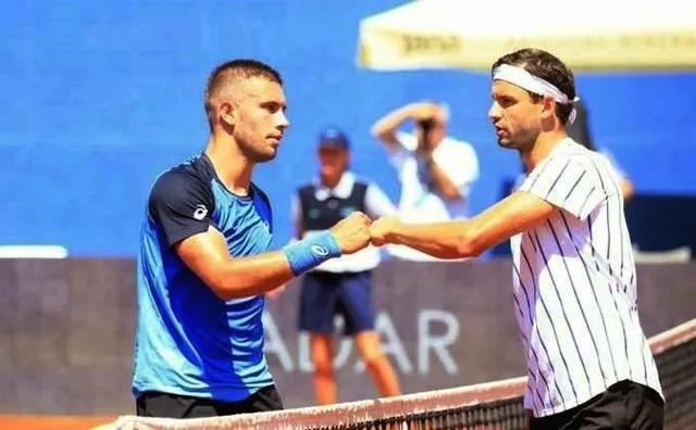 聚了众多高 聚了众多高