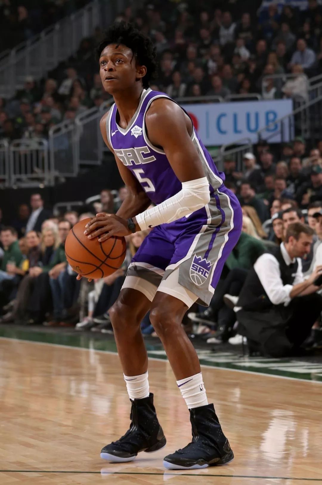 开场就频频 开场就频频